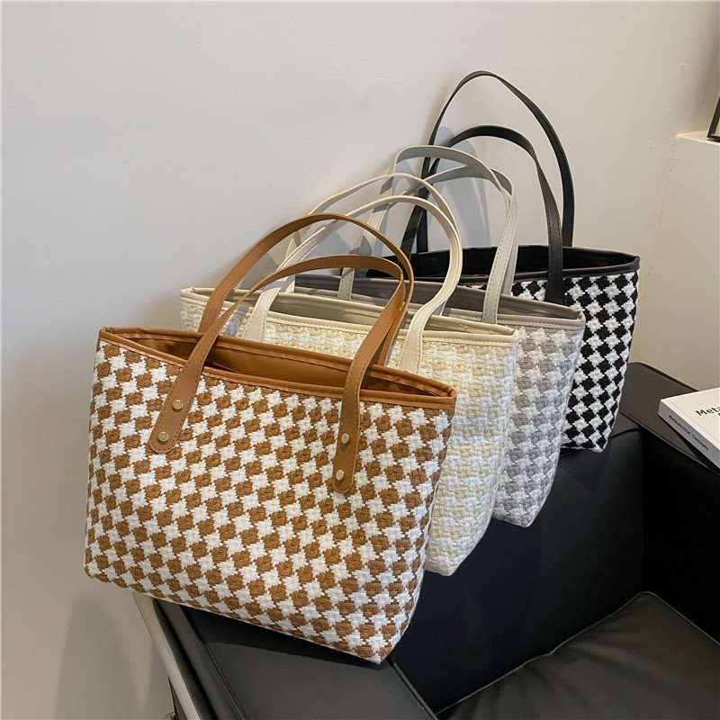 Stylish Plaid Shoulder Tote With Large Capacity - Image 7
