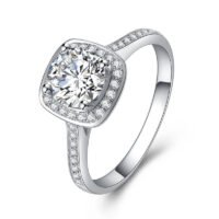 White Gold Plated/Size 8 US